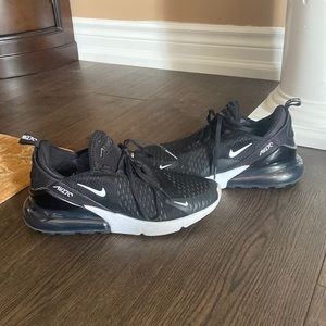 Nike Air Max 270